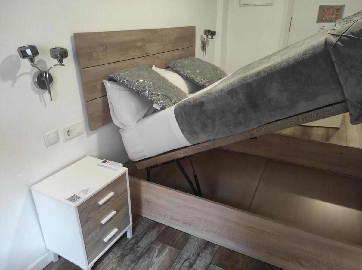 Olozaga Hostal *